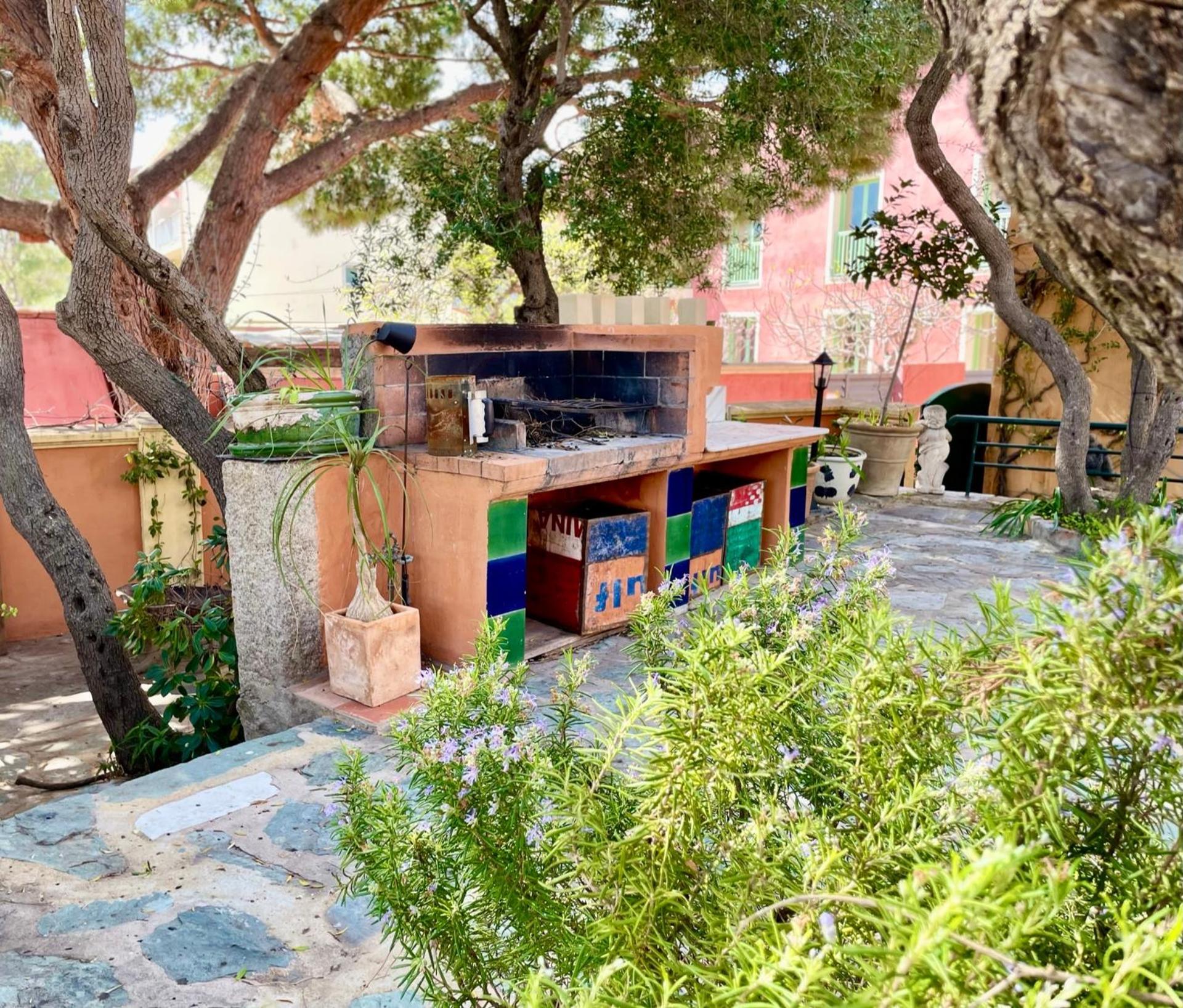 Villa Antonia Calvi  Exteriör bild
